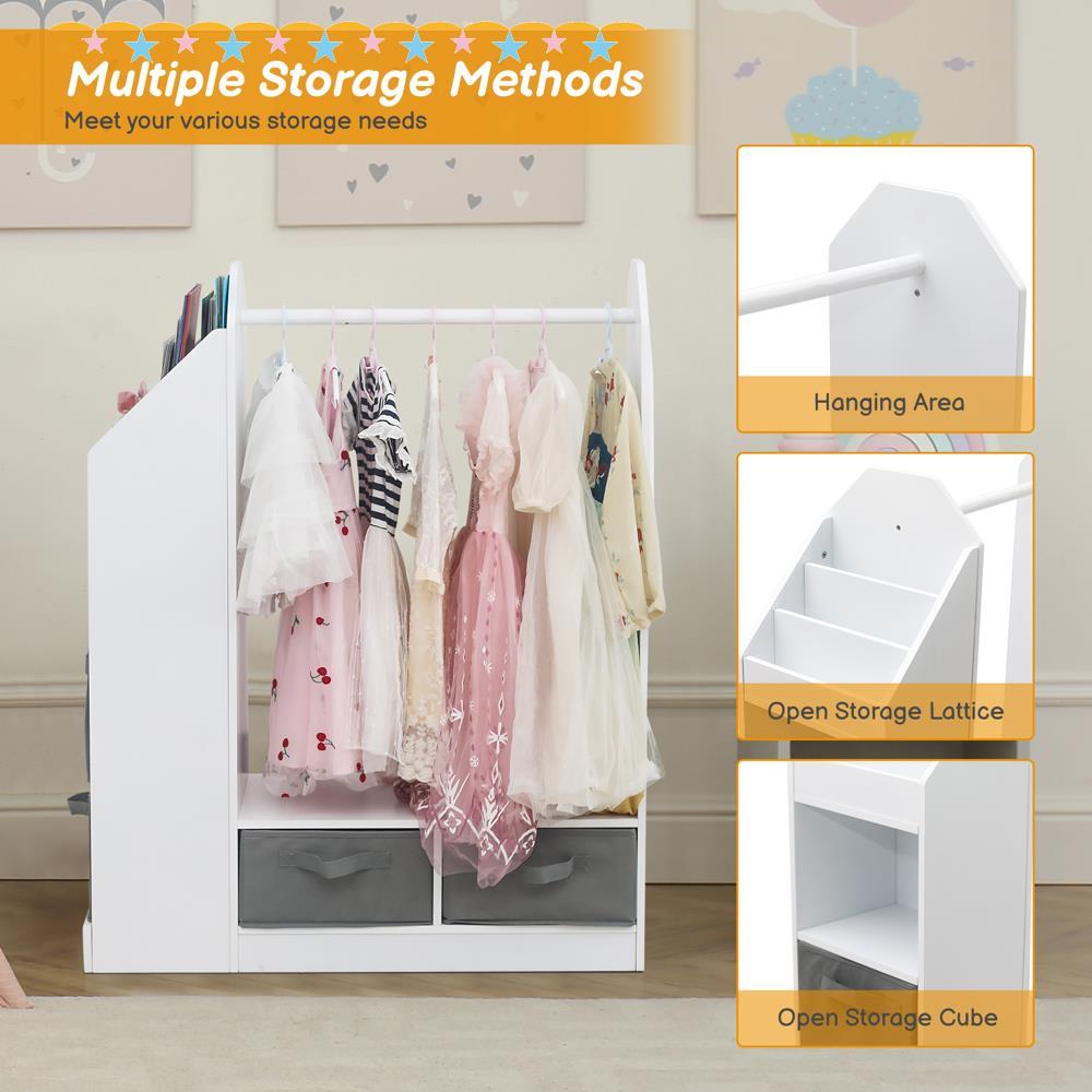Tiffani's Vintage Closet features vintage apparel and